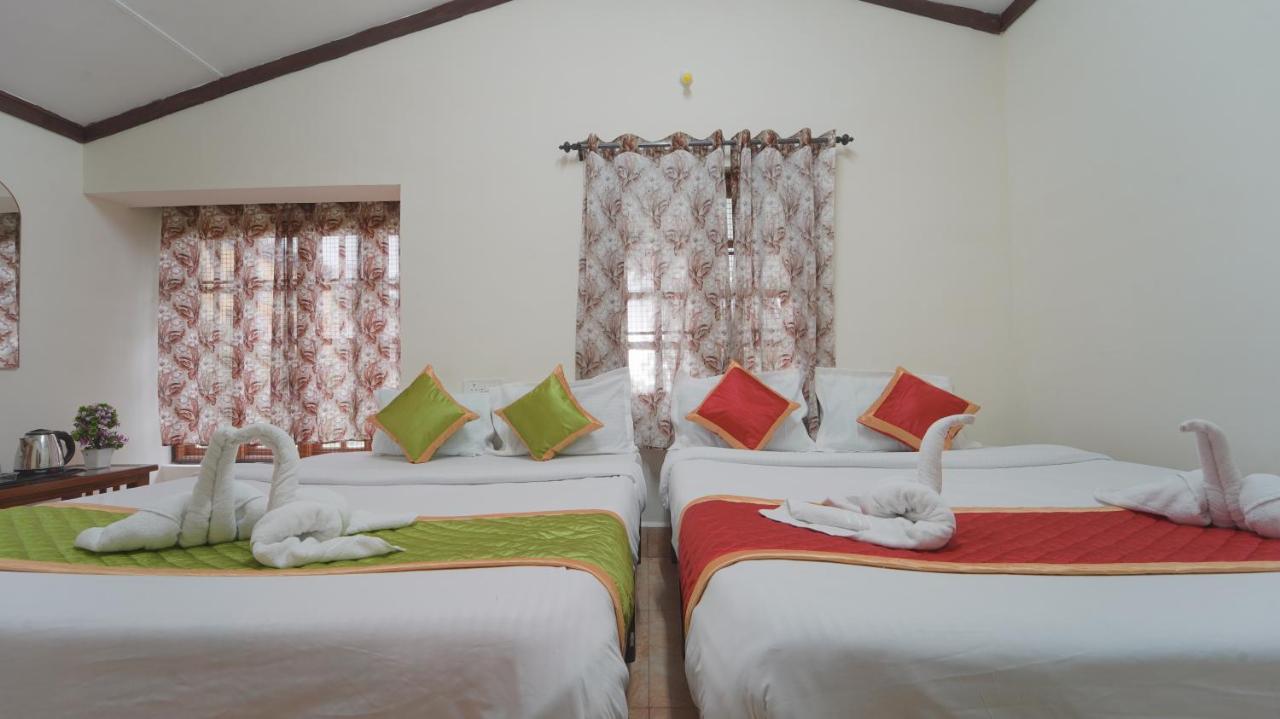Amuthu Residency Hotell Ooty Exteriör bild