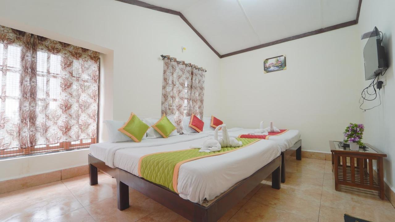 Amuthu Residency Hotell Ooty Exteriör bild